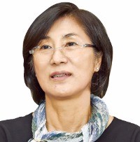 [다산경영상] 부인 박순애 씨가 본 남편 하성용 "언제 출근할지 모른다며 휴가 때도 양복 입어"