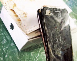 아이폰7도 배터리 폭발 '논란'