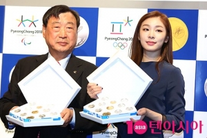 [TEN PHOTO] 이희범 위원장-김연아, '올림픽 선전 기원합니다'