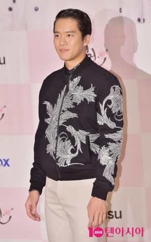 [TEN PHOTO]하석진 &#39;상남자의 향기&#39;