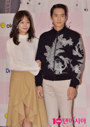[TEN PHOTO]전소민 &#34;하석진 키스리드 잘해주었다&#34;