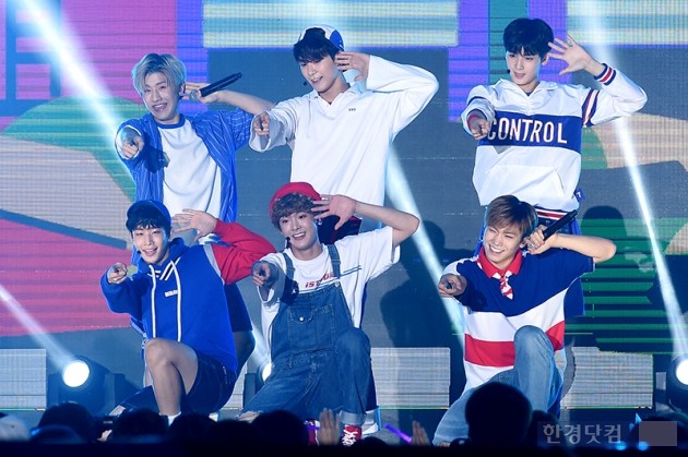 [HEI포토] 아스트로, '소녀팬들 사로잡는 무대'