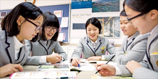 행복교육박람회를 찾아오면  6대 교육개혁과제로 달라진 수업 분위기와 학교 현장 변화 등을 확인하고 맞춤형 진학상담도 받을 수 있다. 교육부 제공 