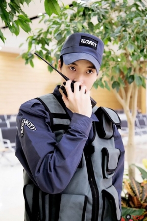 틴탑 니엘, 웹드라마 &#39;공항의 후예&#39; 출연...보안 경찰 役