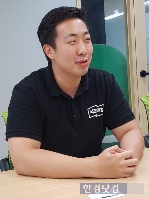 엄격한 근태 관리로 회사 내에서 '장쌤'으로 불리는 장준영 최고운영책임자(COO). 금융업계 출신인 그는 "세상을 바꾸는 일을 하고 싶어 벤디스에 합류하게 됐다"고 말했다. 