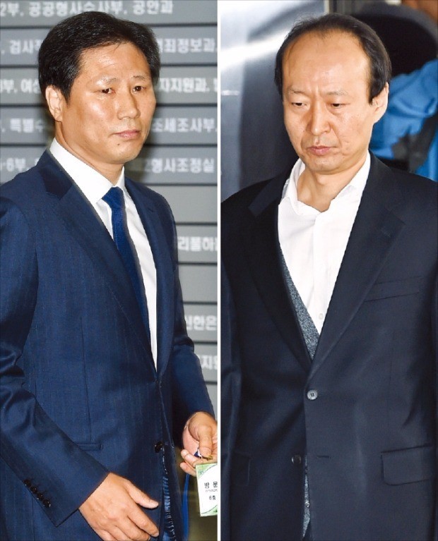 '비선실세 국정 개입' 의혹의 장본인 최순실 씨를 비호하며 유착했다는 의혹을 받고 있는 안봉근 전 청와대 국정홍보비서관(왼쪽)과 이재만 전 총무비서관이 검찰에서 장시간 조사를 받고 15일 새벽 귀가했다. 한경DB.