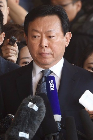 검찰, '최순실 게이트' 관련 신동빈 롯데 회장 소환