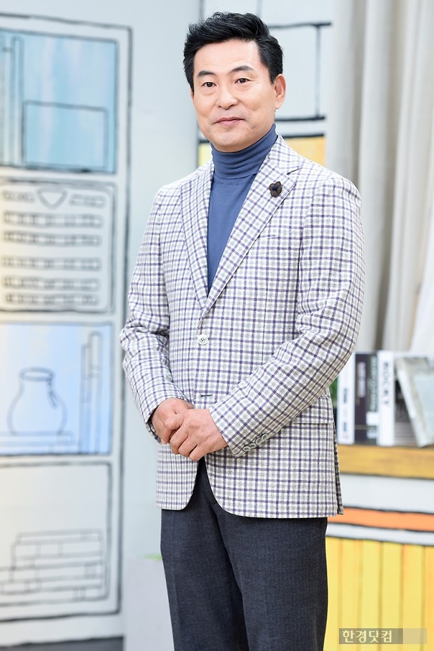 '아빠본색' 이한위 "19세 연하 아내 스킨십, 너무 과감해" 폭로