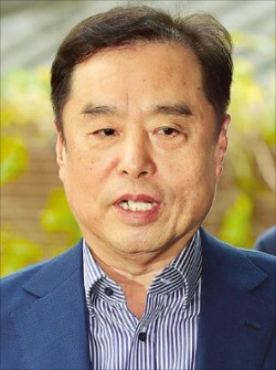 새 총리에 김병준…벼랑 끝 '박 대통령의 승부수'
