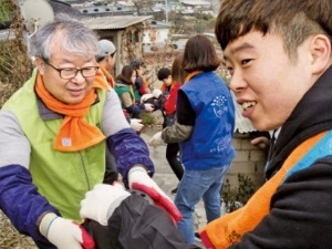 철강협회, 사랑의 연탄 나르기