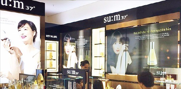 베트남 호찌민 다이아몬드백화점의 ‘숨37’ 매장. 
