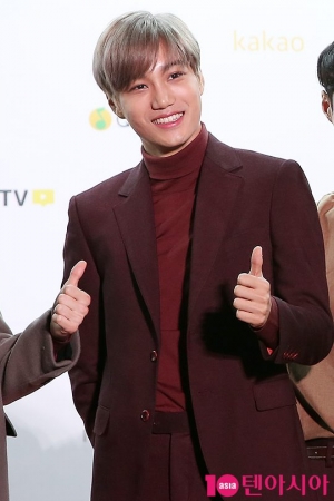 [TEN PHOTO] 엑소 카이 &#39;훈훈 미소&#39;