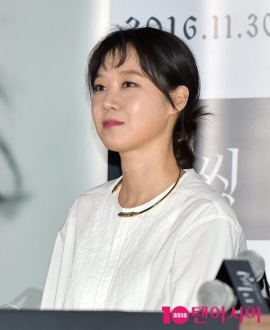 [TEN PHOTO]공효진 &#39;중국어 연기 고민 많았다&#39;