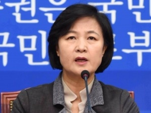 '촛불혁명 12대 정책' 밀어붙이겠다는 야당