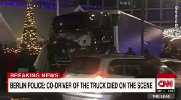 베를린 트럭 테러. CNN 캡처