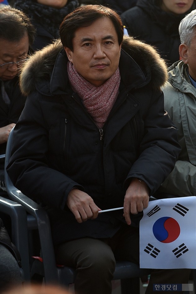 [포토] 박사모 맞불집회 참석한 김진태
