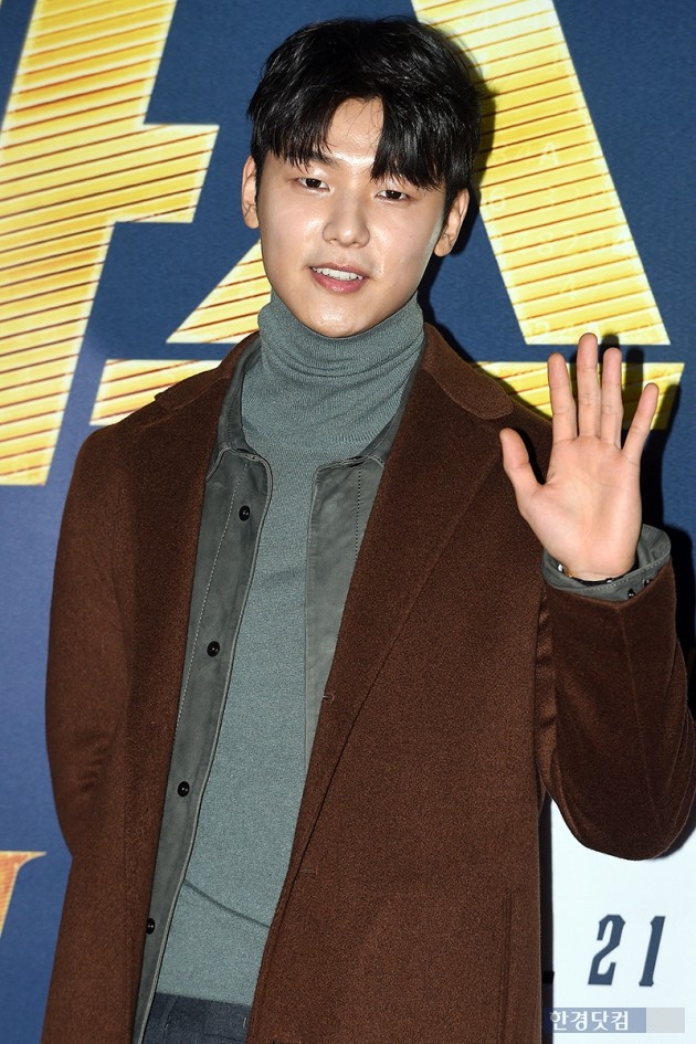 [HEI포토] 강민혁, '평범한듯 잘생겼네~'