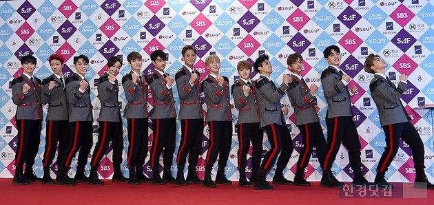 [HEI포토] 세븐틴, '등장만으로 가득~' (SBS 가요대전)