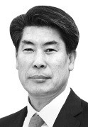 [분석과 시각] 라뮈에트성에서 본 한국 경제의 명과 암