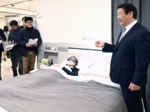 에몬스가구 "스마트 침대 앞세워 가구업계 판도 바꾸겠다"