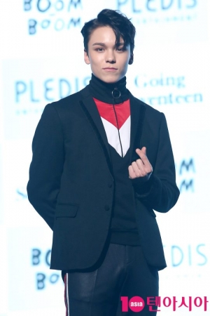 [TEN PHOTO] 세븐틴 버논 &#39;프로 여심 사냥꾼&#39;