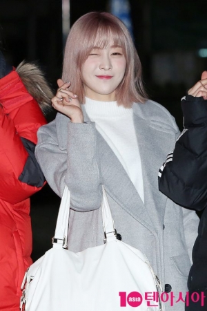 [TEN PHOTO] 라붐 유정 &#39;깜찍함으로 남심 훔치다&#39;