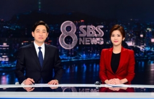 &#39;SBS 8뉴스&#39;, 확 바뀐 네 가지..김성준 앵커 출격