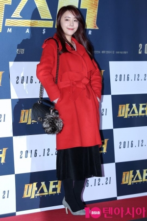 [TEN PHOTO] 소이 &#39;오늘은 레드&#39;