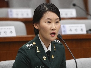 간호장교 조여옥, 청문회前 신보라 전 대위와 통화