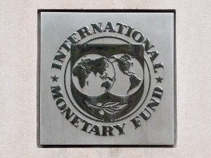 IMF "한국, 구조조정 미루면 일본식 침체 올 것"