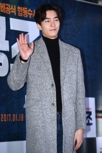  신성록, '결혼 후 더 멋있어졌네~'