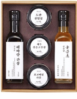 [설 선물] 떴다 하면 완판…화식한우 15% 늘려 '명인명촌 세트' 등 소포장 선물도 첫선