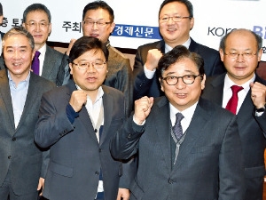  "국가 사활 걸고 바이오헬스산업 키워라"