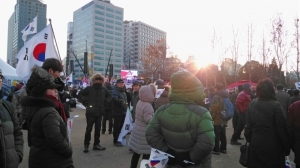 최대 규모 태극기 집회…"탄핵 기각" 세몰이