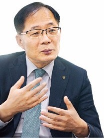 김희석 NH농협생명 CIO "헤지펀드·PEF 세컨더리에 주목…올해 해외 대체투자 7000억 집행"