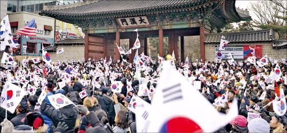 갑오개혁·식민지·독립·전쟁·산업화·민주화…격랑 속을 헤쳐나온 성공한 나라 '대한민국'