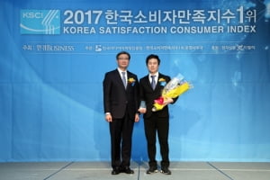 [2017한국소비자만족지수1위] 에스프로포즈성형외과, 국내 가슴 전문 성형외과