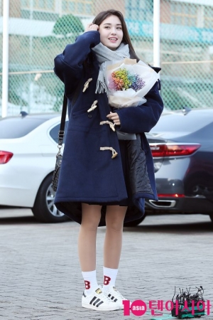 [TEN PHOTO] 아이오아이 전소미 &#39;싱그러운 꽃미모&#39;