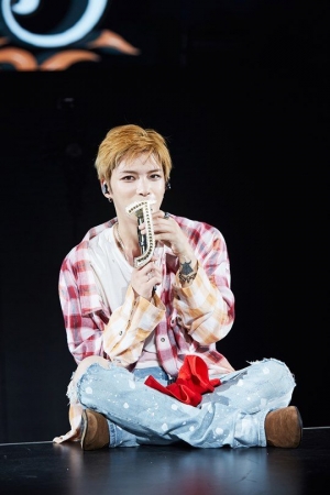 김재중, 日 투어 본격 시작… 사이타마 앙코르 2회 추가