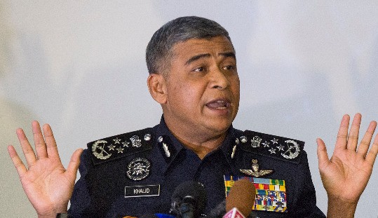 칼리드 아부 바카르 말레이시아 경찰청장이 22일 쿠알라룸푸르 경찰청에서 기자회견을 열어 김정남 암살 사건의 수사 결과를 발표하고 있다. 쿠알라룸푸르AP연합뉴스