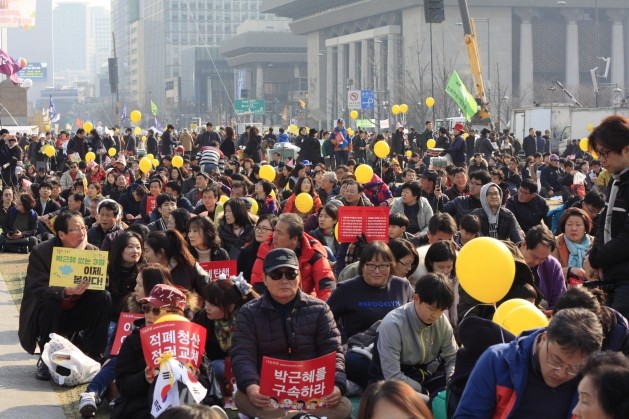 박근혜 전 대통령, 사흘째 침묵모드 … 대한민국은 차분하다 