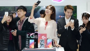 LG G6, 초반 흥행몰이 일단 성공…이틀 만에 3만 대 개통