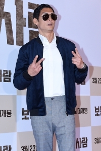  박준형, '멋지게 브이~'