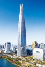 [여행의 향기] 478m 하늘을 걷는다…아찔한 서울 파노라마