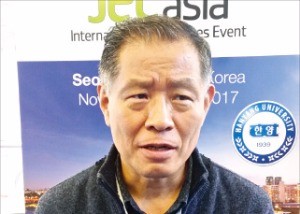 [BIZ Success Story] "11월 첫 국제복합소재전 개최… 한국, 미래소재 중심국가로 우뚝 설 것"