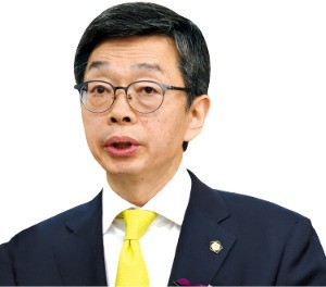 [Law&Biz] 김현 "1사 1변호사 제도로 중소기업 법률지원 돕겠다"