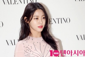 AOA 설현 &#34;콘서트 끝내고 꿀잠… 와주신 모든 분들 감사해&#34;