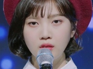 '그녀는 거짓말을 너무 사랑해' 조이, 우주의 기운이 돕고 있다