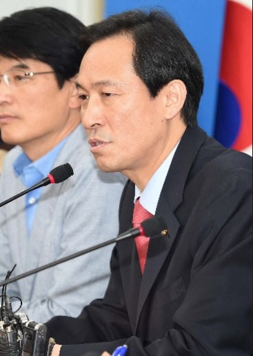 우상호 "안철수 일시적 상승세…심재철, 문재인 네거티브하려면 부의장 사퇴해야" 