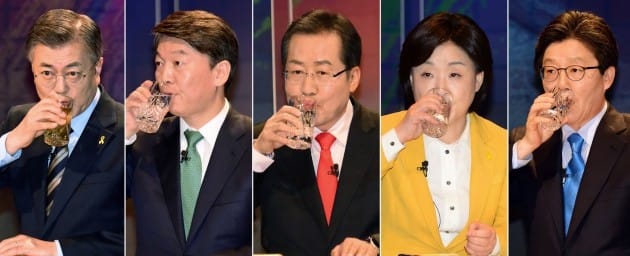 여론조사 공표 금지 전 마지막 대선토론 … 문재인 일정없이 TV토론 준비 '올인'